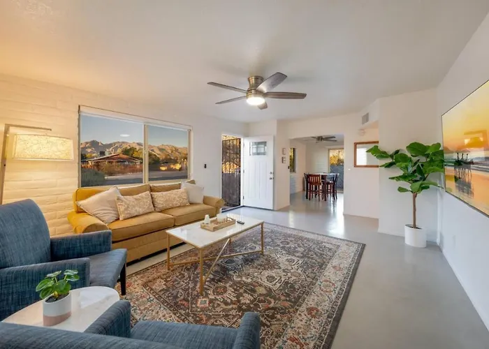 Apartamento Entire Duplex, Central, 4 Bedroom 2 Ba, Cozy, Fenced *