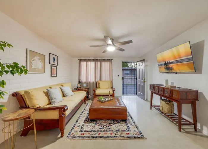 Apartamento Entire Duplex, Central, 4 Bedroom 2 Ba, Cozy, Fenced